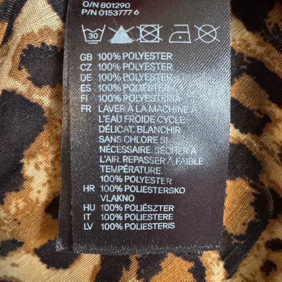 Leopard Print Sleeveless Blouse, Size 2 - Picture 7 of 7